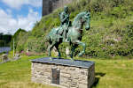 William Marshal statue, Pembroke