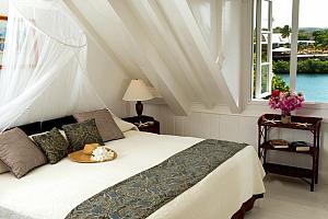 King size double bed
