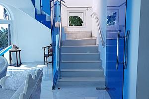 Blue and white theme