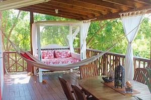 Large verandah with sea view