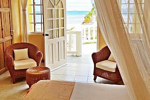 Large Double Room with terrace and sea view