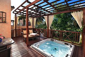 Garden Junior Suite with Jacuzzi