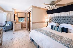 Luxury Ocean Suite, Little Arches
