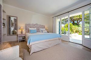 Bedroom with private garden terrace