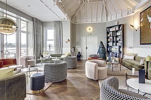Salon Charcot, Hotel Castelbrac