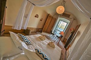 Suite with two rooms