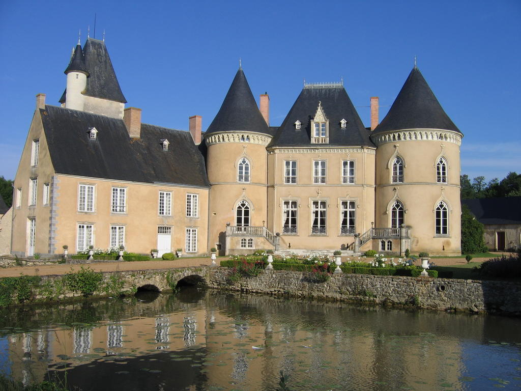 Chateau de Vaulogé