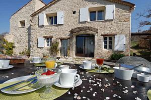 Breakfast in the garden