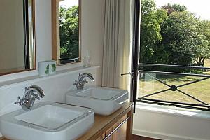 Bathroom with garden view