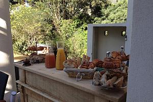 Buffet breakfast, Villa La Clarté