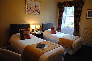 twin room, Allt Na Craig House