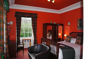 Large double room, Scottish bed and breakfast