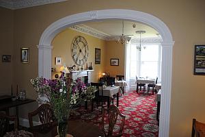 Breakfast room, dining room