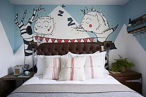 Tiny Arty Sea View room