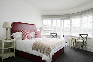 Room with sea view, Cary Arms