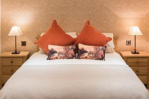 Deluxe double room, Cold Cotes