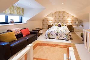 Deluxe suite, Cold Cotes Guest House