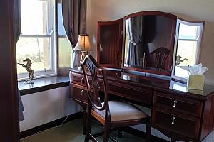 Suite with huge conservatory