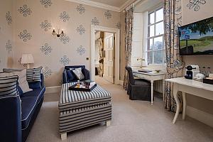 Selkirk Suite, Cringletie House Hotel