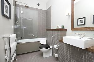 Bathroom, standard room