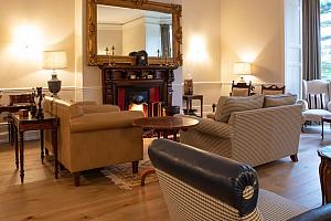 Country house drawing room