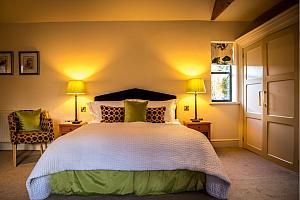 Garden room double bed