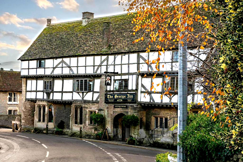 The George Inn