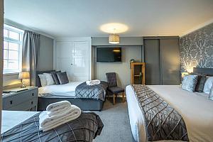 Quadruple room