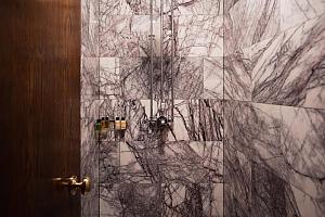 Marble wet room