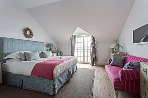 Luxury double bedroom