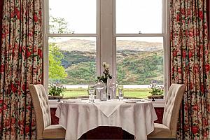 Restaurant, view of the loch