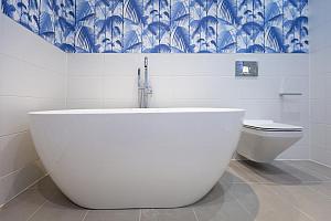 Big bath tub