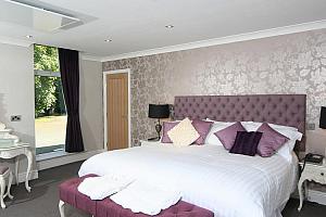 Luxury bedrooms, Maesmawr Hall