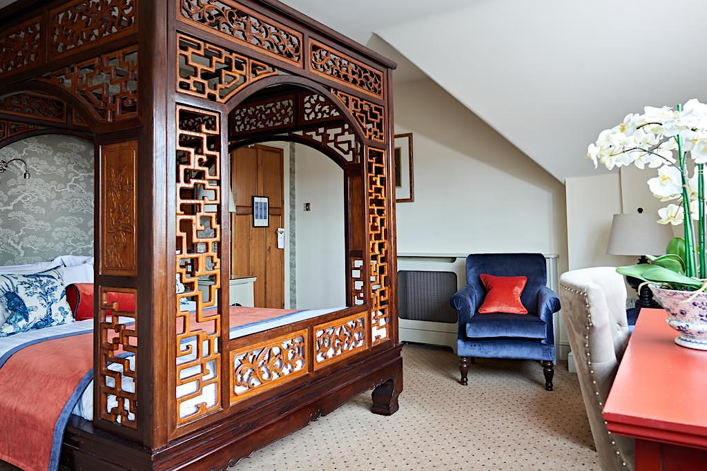 Montagu Arms Hotel English Country Charm Alongside The Beaulieu River Montagu Arms Hotel English Country Charm Alongside The Beaulieu River