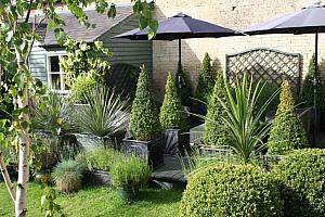 Tetbury hotel garden