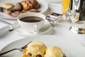 Eggs Benedict breakfast