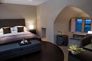 Massive thick walls