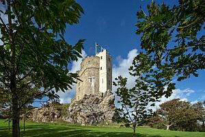 Roch Castle Luxury Hotel