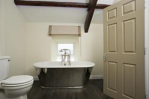 En-suite bathroom with double bath