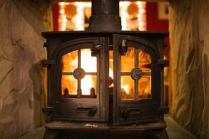Log burning stove