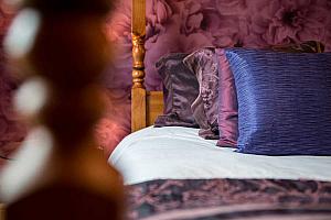 Purple Haze Room, Water's Edge