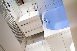 bathroom with underfloor heating