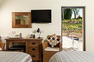 Bedroom leading to terrace