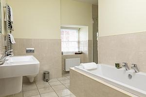 En-suite bathroom