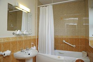 En-suite bathroom