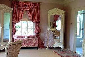 French style furniture