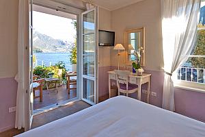 Lake View Room with balcony
