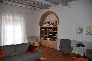 Italian wines, Tuscany hotel