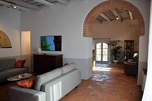Lounge with TV