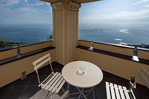 Terrace and sea view